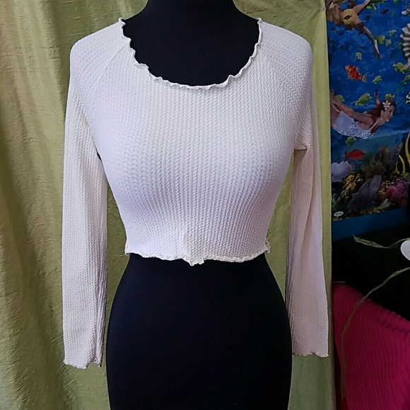 People Textured Long Sleeve Crop 